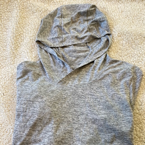 Nike lightweight hoodie - Picture 1 of 4